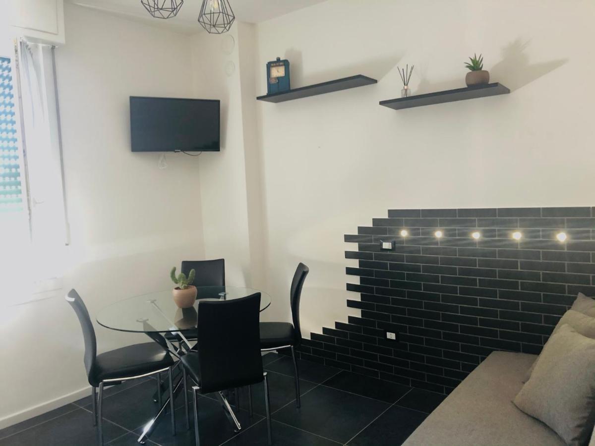Апартаменти Blaxej, Nel Cuore Di Verona, Moderno Ed Elegante, 4 Posti Letto, Wi-Fi, Self Check In Екстер'єр фото