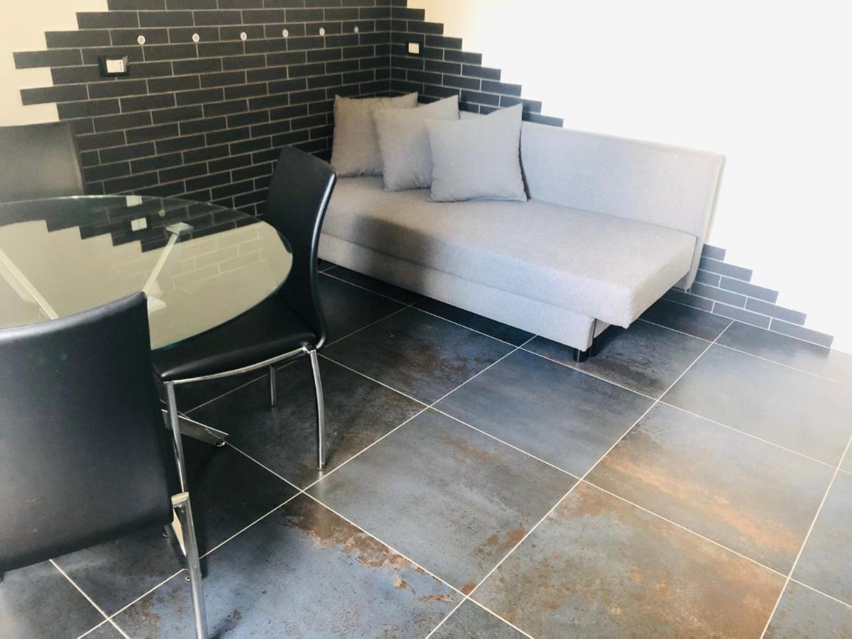 Апартаменти Blaxej, Nel Cuore Di Verona, Moderno Ed Elegante, 4 Posti Letto, Wi-Fi, Self Check In Екстер'єр фото