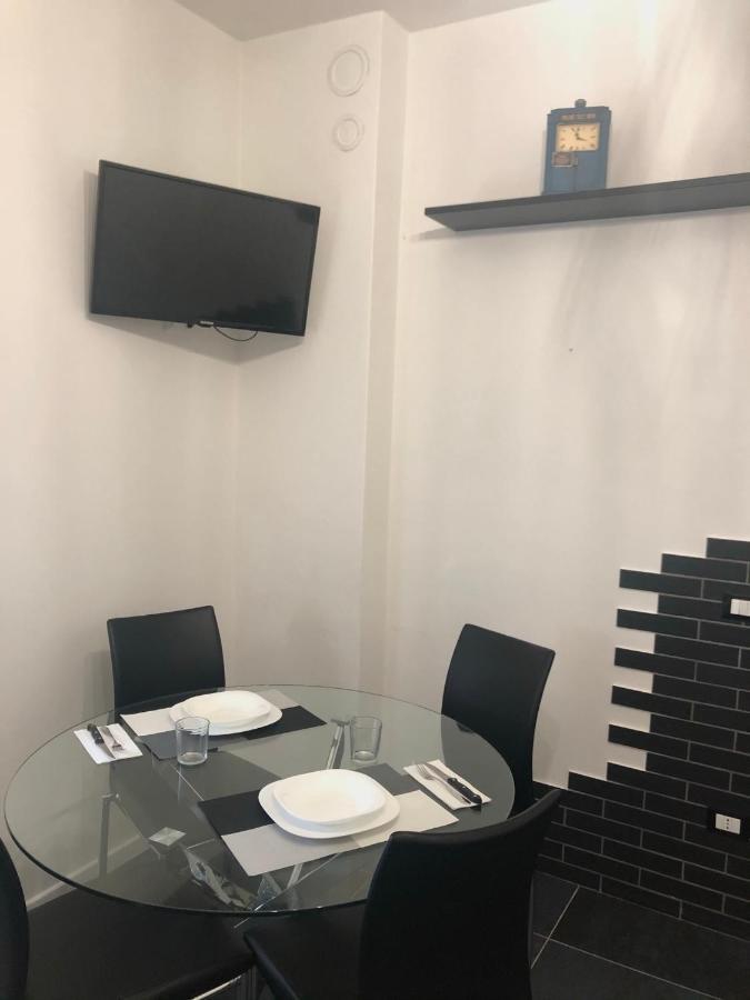 Апартаменти Blaxej, Nel Cuore Di Verona, Moderno Ed Elegante, 4 Posti Letto, Wi-Fi, Self Check In Екстер'єр фото